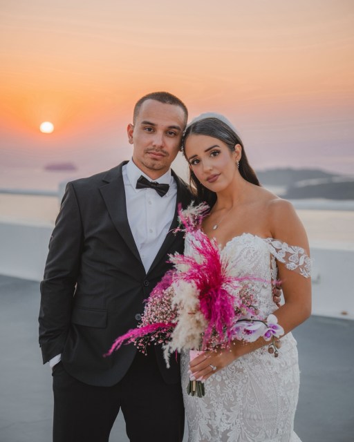 A Santorini, Greece wedding that was nothing short of perfection 🇬🇷💍