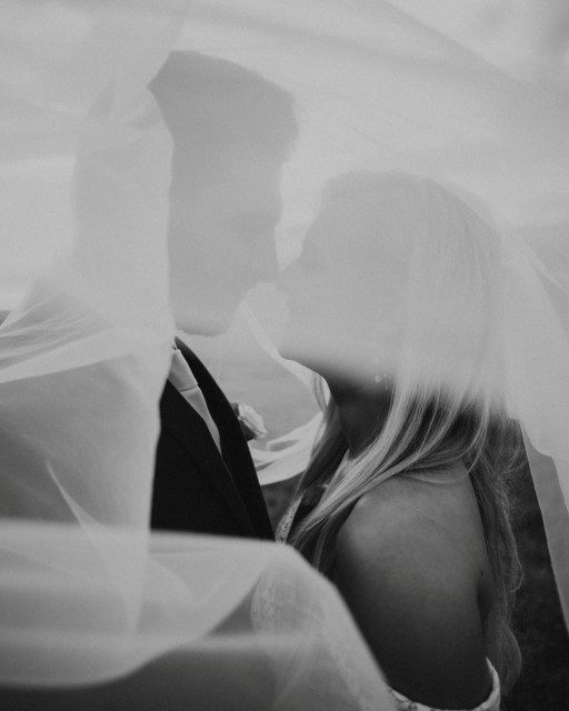 2027 weddings are booking up quickly and we are now booking for 2028! 👏🏼📸